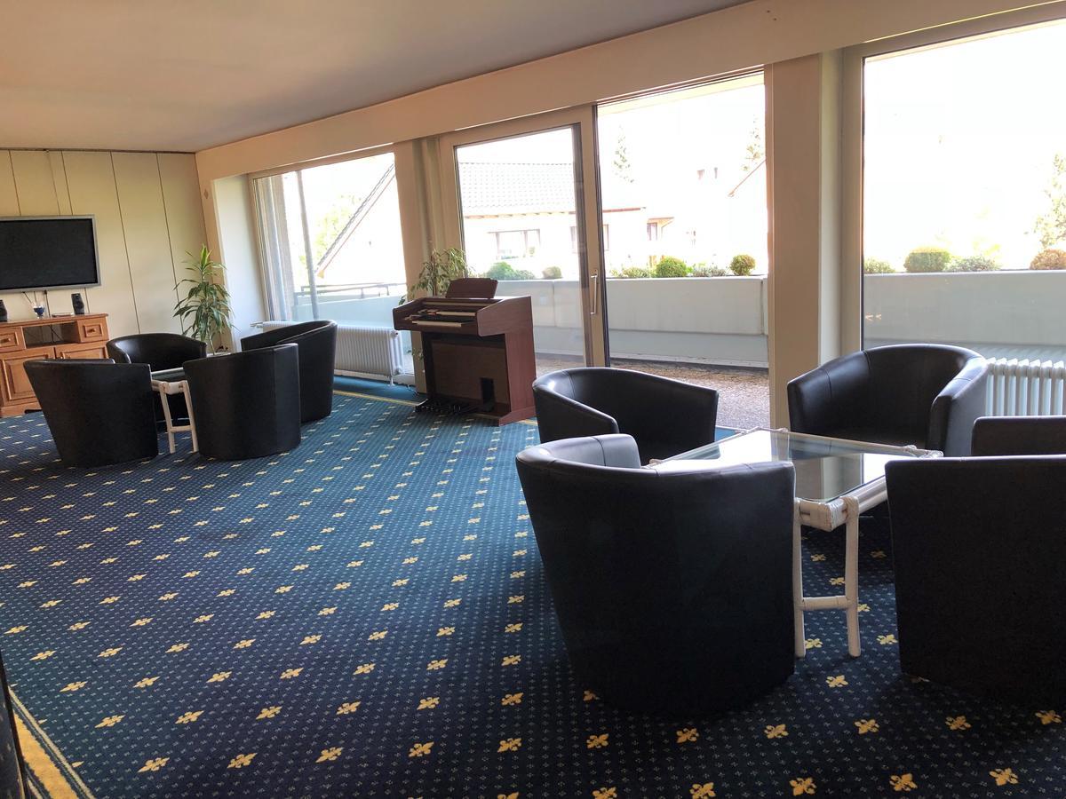 Karaman Group Hotel Бад-Нендорф Экстерьер фото