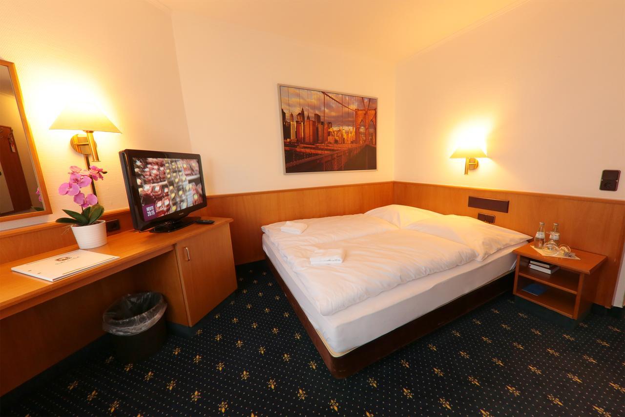 Karaman Group Hotel Бад-Нендорф Экстерьер фото